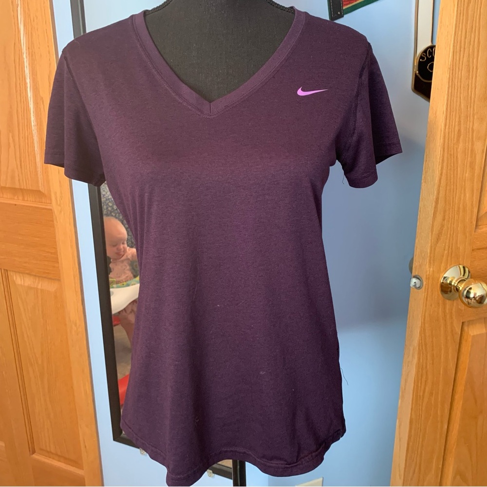 Nike Dri-Fit Tee - Purple Size Medium